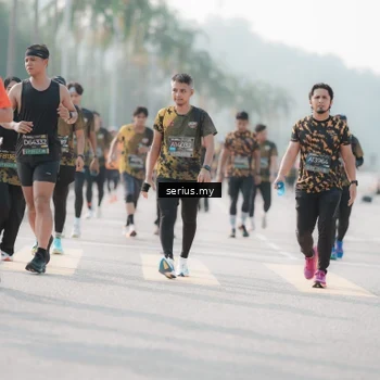 Runner Photo 6413978