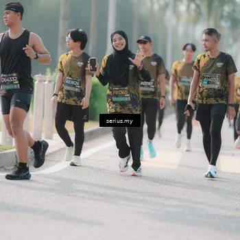 Runner Photo 6414003