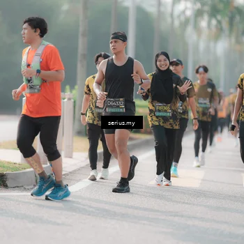 Runner Photo 6414017