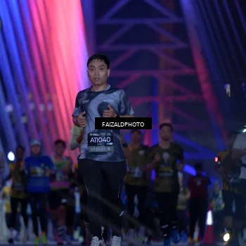 Runner Photo 6414019