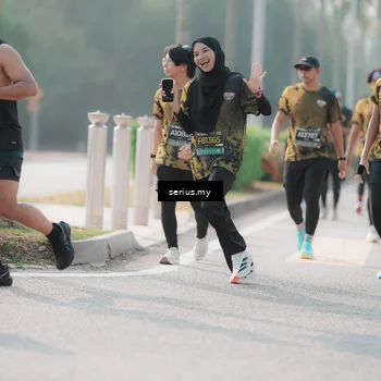 Runner Photo 6414021
