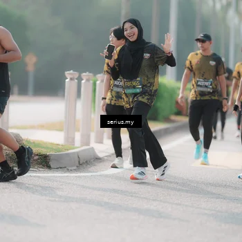 Runner Photo 6414023