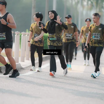 Runner Photo 6414025