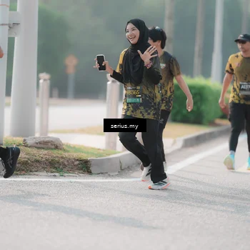 Runner Photo 6414035