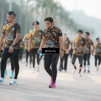 Runner Photo 6414041
