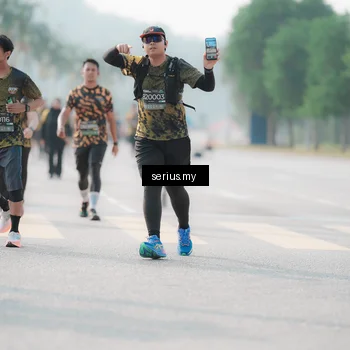 Runner Photo 6414073