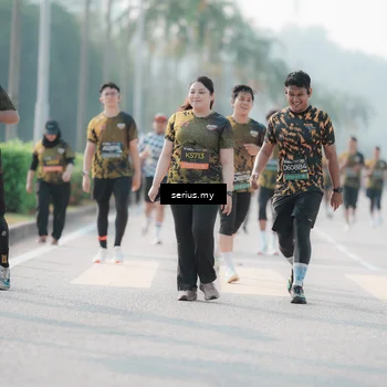 Runner Photo 6414100