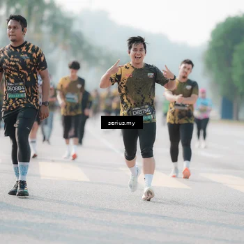 Runner Photo 6414125