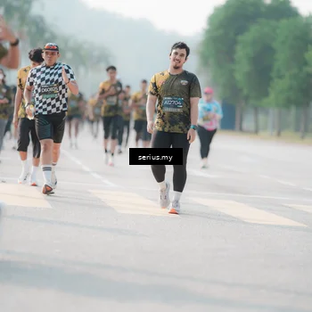 Runner Photo 6414137