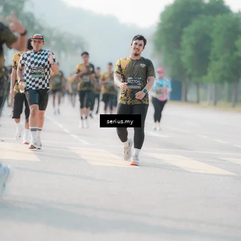 Runner Photo 6414139
