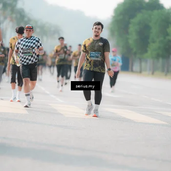 Runner Photo 6414140