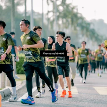Runner Photo 6414147