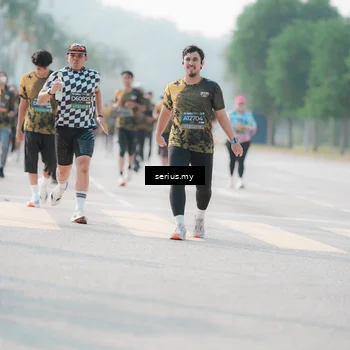 Runner Photo 6414171