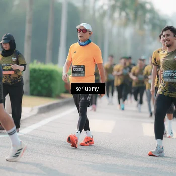 Runner Photo 6414182