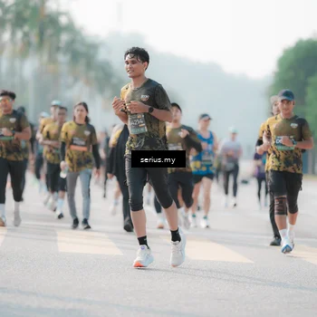 Runner Photo 6414231