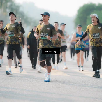 Runner Photo 6414243
