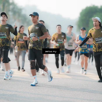 Runner Photo 6414253