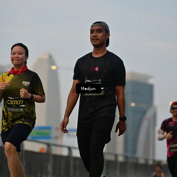 Runner Photo 6414279