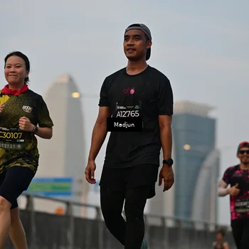 Runner Photo 6414297