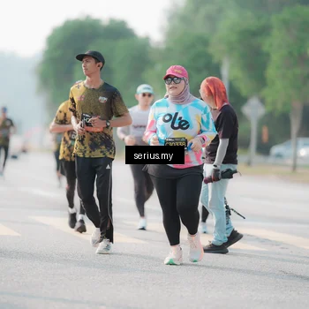 Runner Photo 6414323