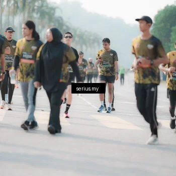 Runner Photo 6414332