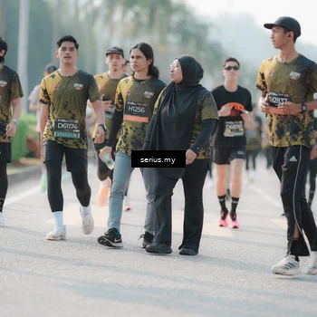 Runner Photo 6414358