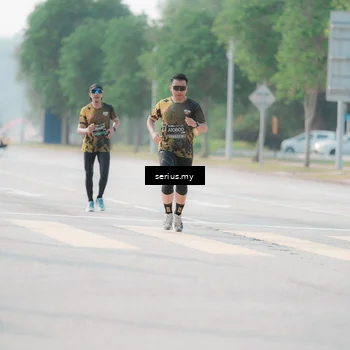 Runner Photo 6414389