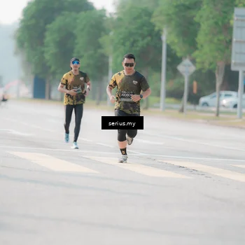 Runner Photo 6414396