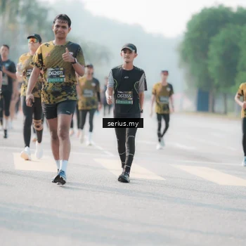 Runner Photo 6414411