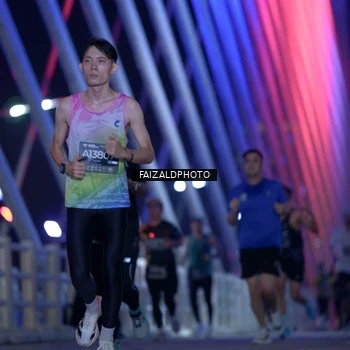 Runner Photo 6414428