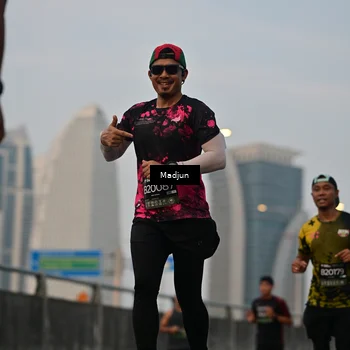 Runner Photo 6414449