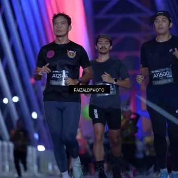 Runner Photo 6414500