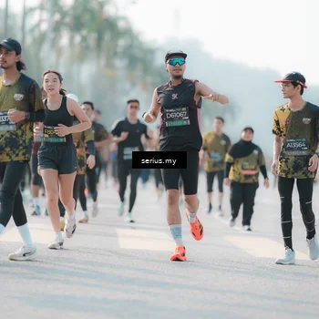 Runner Photo 6414517