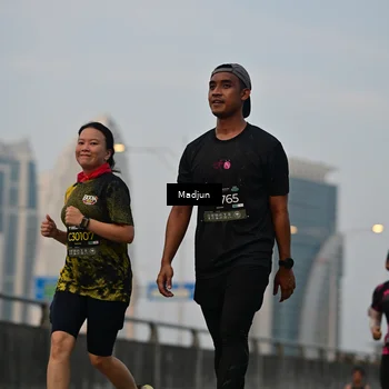 Runner Photo 6414646