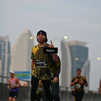 Runner Photo 6414671