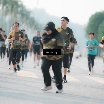 Runner Photo 6414771