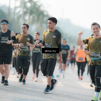 Runner Photo 6414810