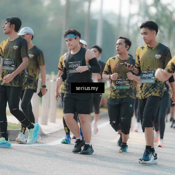 Runner Photo 6414844