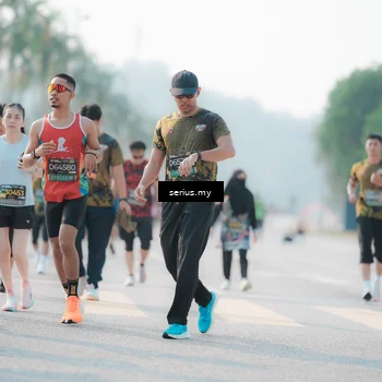 Runner Photo 6414923