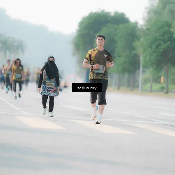 Runner Photo 6414940