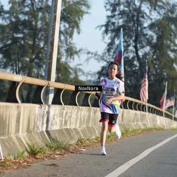 Runner Photo 6415104