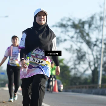 Runner Photo 6415128