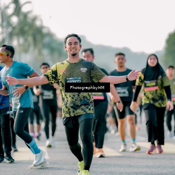Runner Photo 6415150