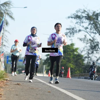 Runner Photo 6415156