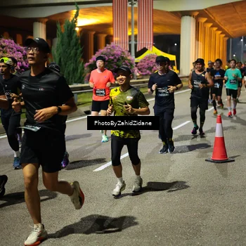 Runner Photo 6415425