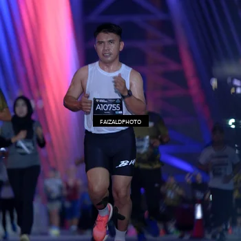 Runner Photo 6415585