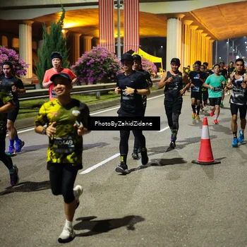 Runner Photo 6415613