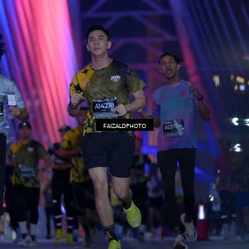 Runner Photo 6415732