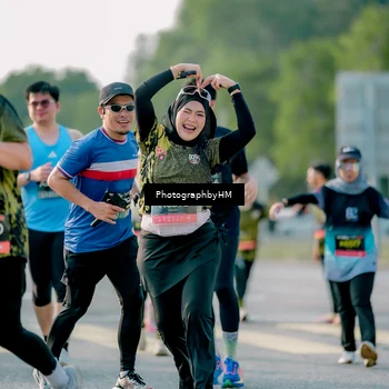 Runner Photo 6415788