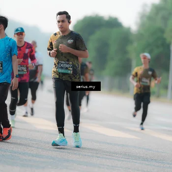 Runner Photo 6415931